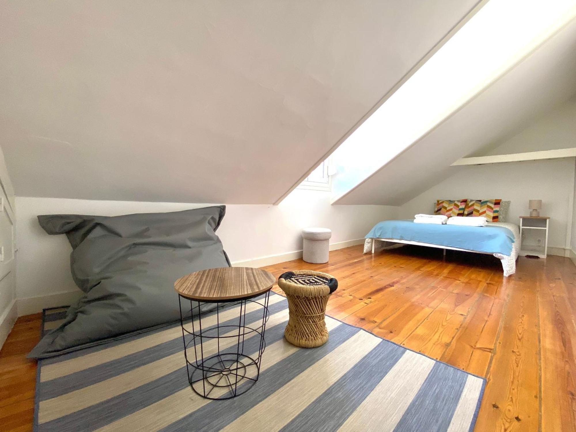 Terrace House Hostel Lisbon Exterior photo