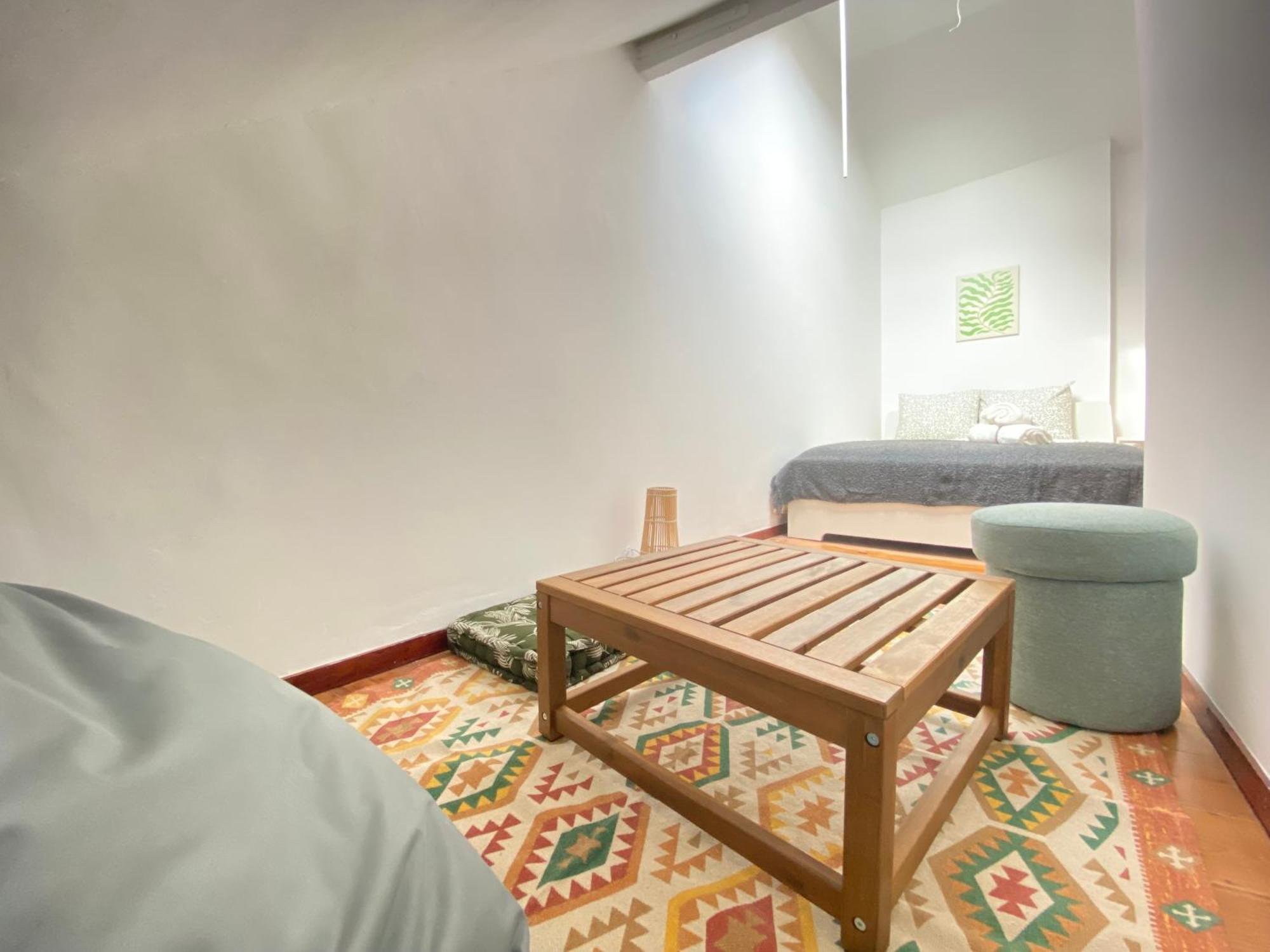 Terrace House Hostel Lisbon Exterior photo